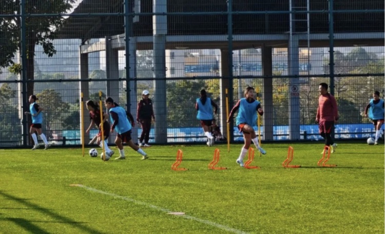 中国U17女足新帅马晓旭:我是一个喜欢挑战的人