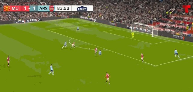 【英超】曼联1比1阿森纳，B费任意球破门，赖斯扳平