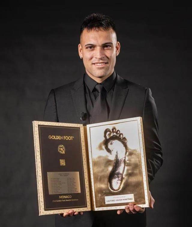 1730558777078058798.jpg 【早报】伯恩茅斯,万事皆有可能!