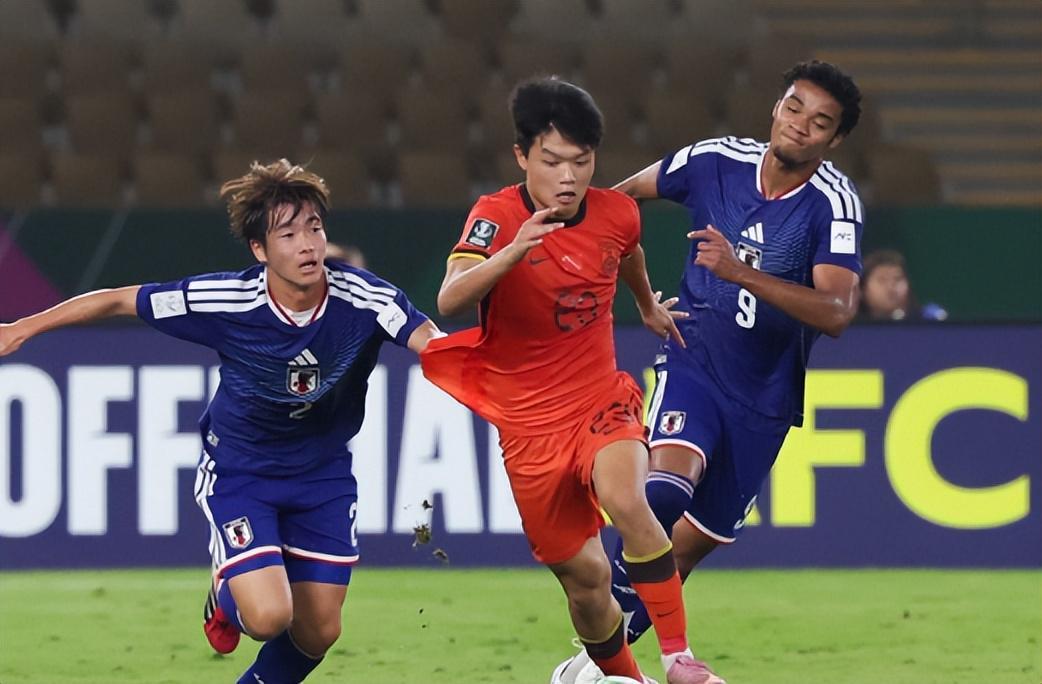 开云体育官网-尘埃落定 海港引援祭神操作 如愿签中超抢断王 王燊超最佳接班人