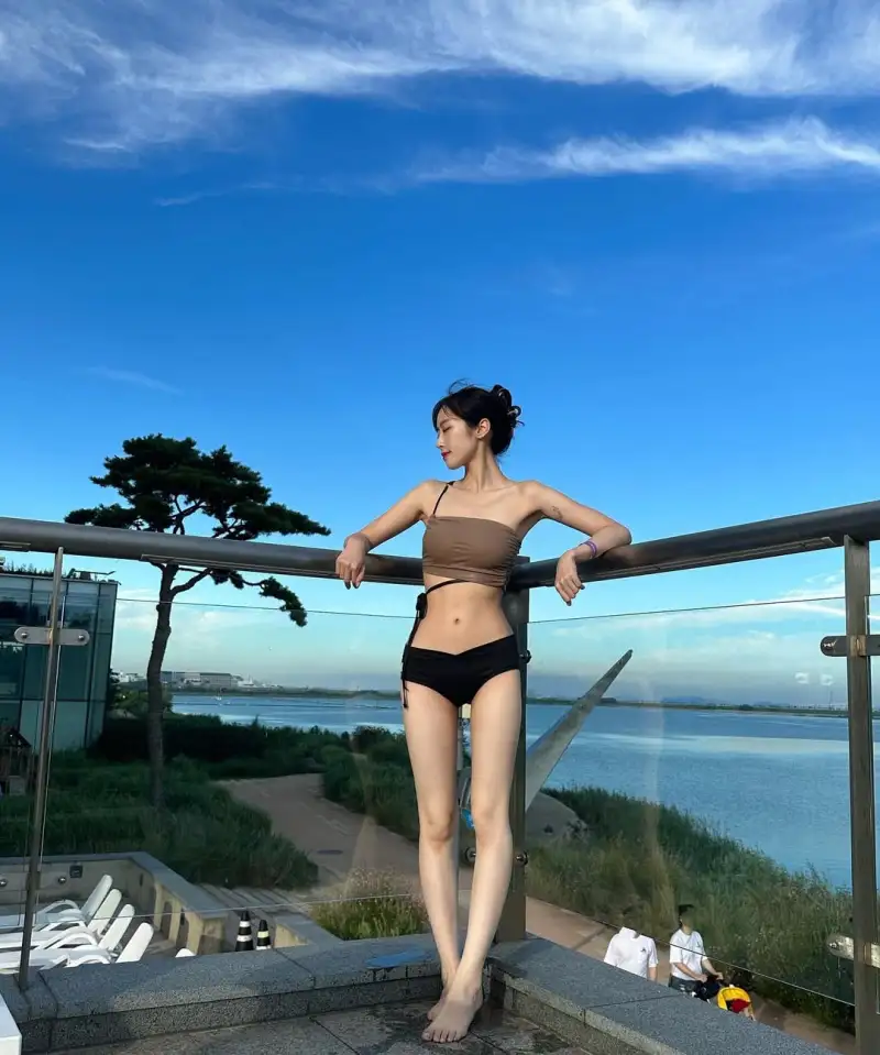 T1官宣Keria续约三年，今天看下T1韩网女粉